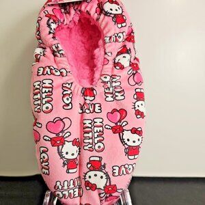 Hello Kitty CVS Slippers Valentine's Fits Size 4-10 Snuggle Toes Pink ~ NEW
